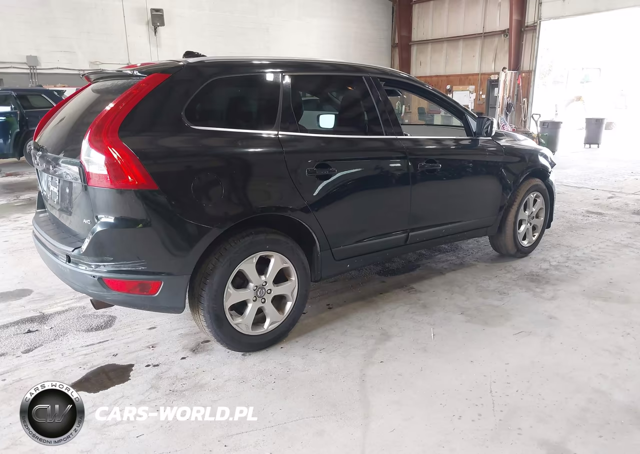 2013 Volvo Xc60 3.2-3.2 Platinum-3.2 Premier-3.2 Premier Plus VIN:YV4940DZ2D2399988 - 4