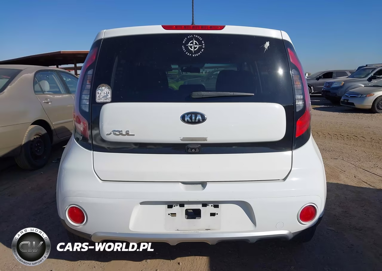 2018 Kia Soul + VIN:KNDJP3A59J7530004 - 16