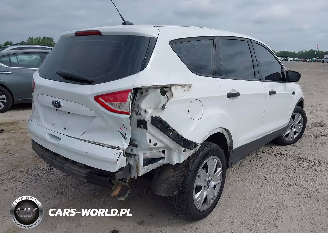 2013 Ford Escape S VIN:1FMCU0F78DUC08174 - 6