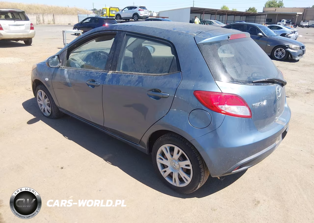 2014 Mazda Mazda2 Sport VIN:JM1DE1KZ7E0176264 - 3