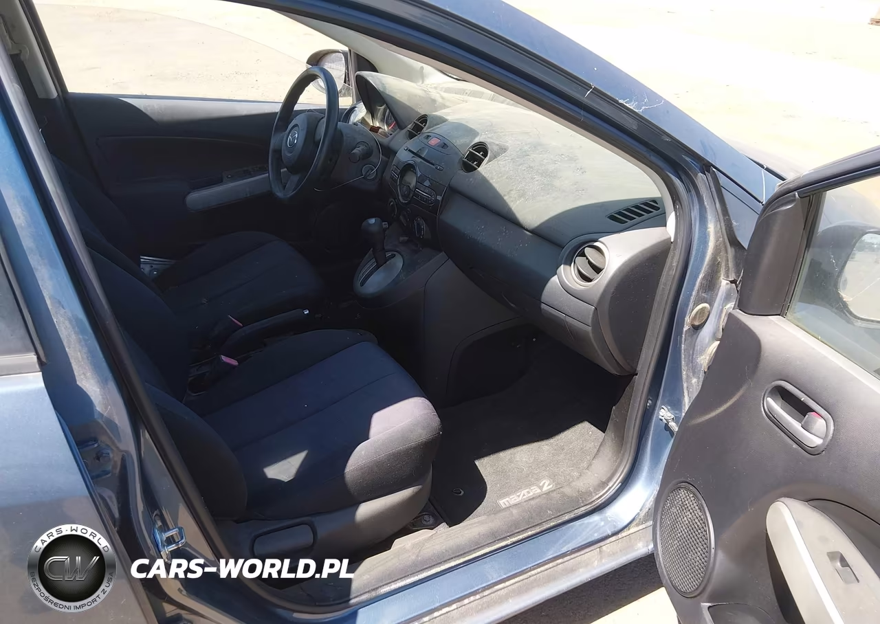 2014 Mazda Mazda2 Sport VIN:JM1DE1KZ7E0176264 - 5
