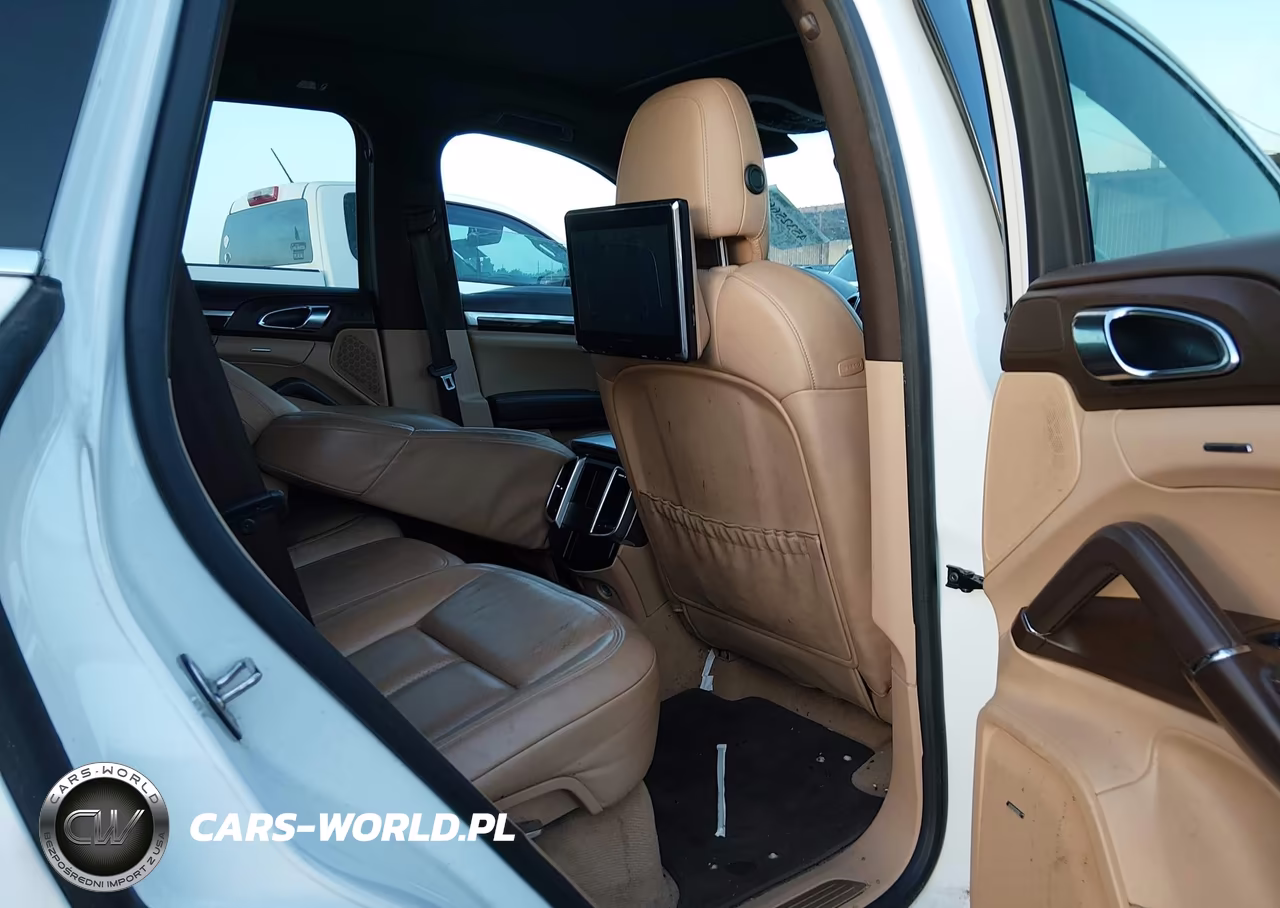 2016 Porsche Cayenne VIN:WP1AA2A21GKA08053 - 8