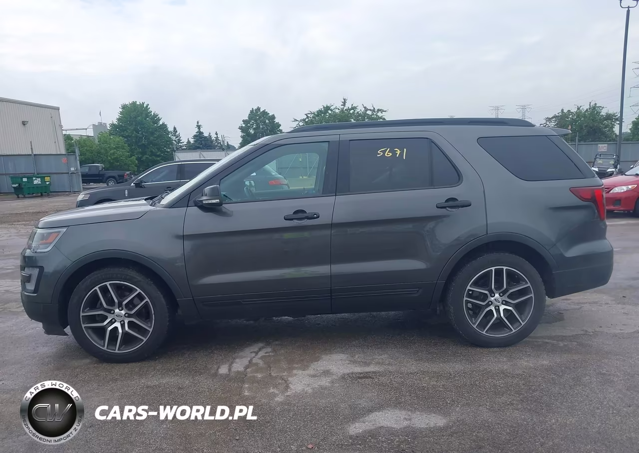 2016 Ford Explorer Sport VIN:1FM5K8GT9GGC56939 - 14