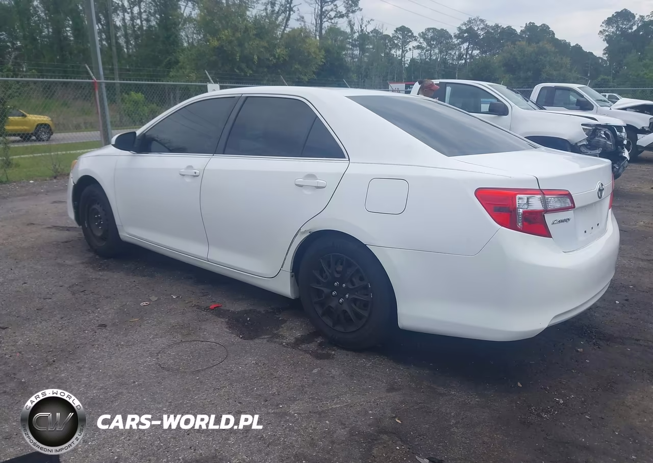 2012 Toyota Camry L VIN:4T1BF1FK9CU636737 - 3