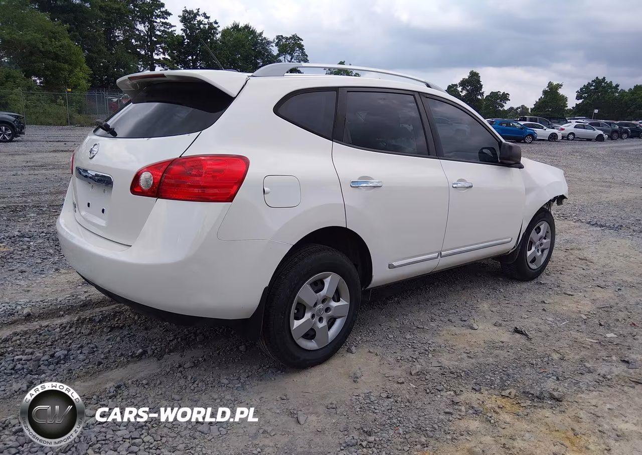 2015 Nissan Rogue Select S VIN:JN8AS5MT1FW160382 - 4