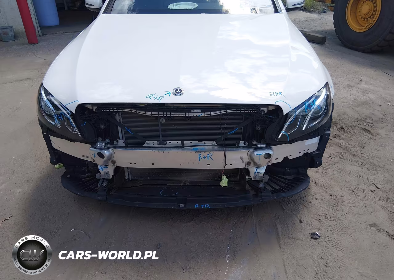 2018 Mercedes-Benz E 300 4Matic VIN:WDDZF4KB6JA463483 - 6