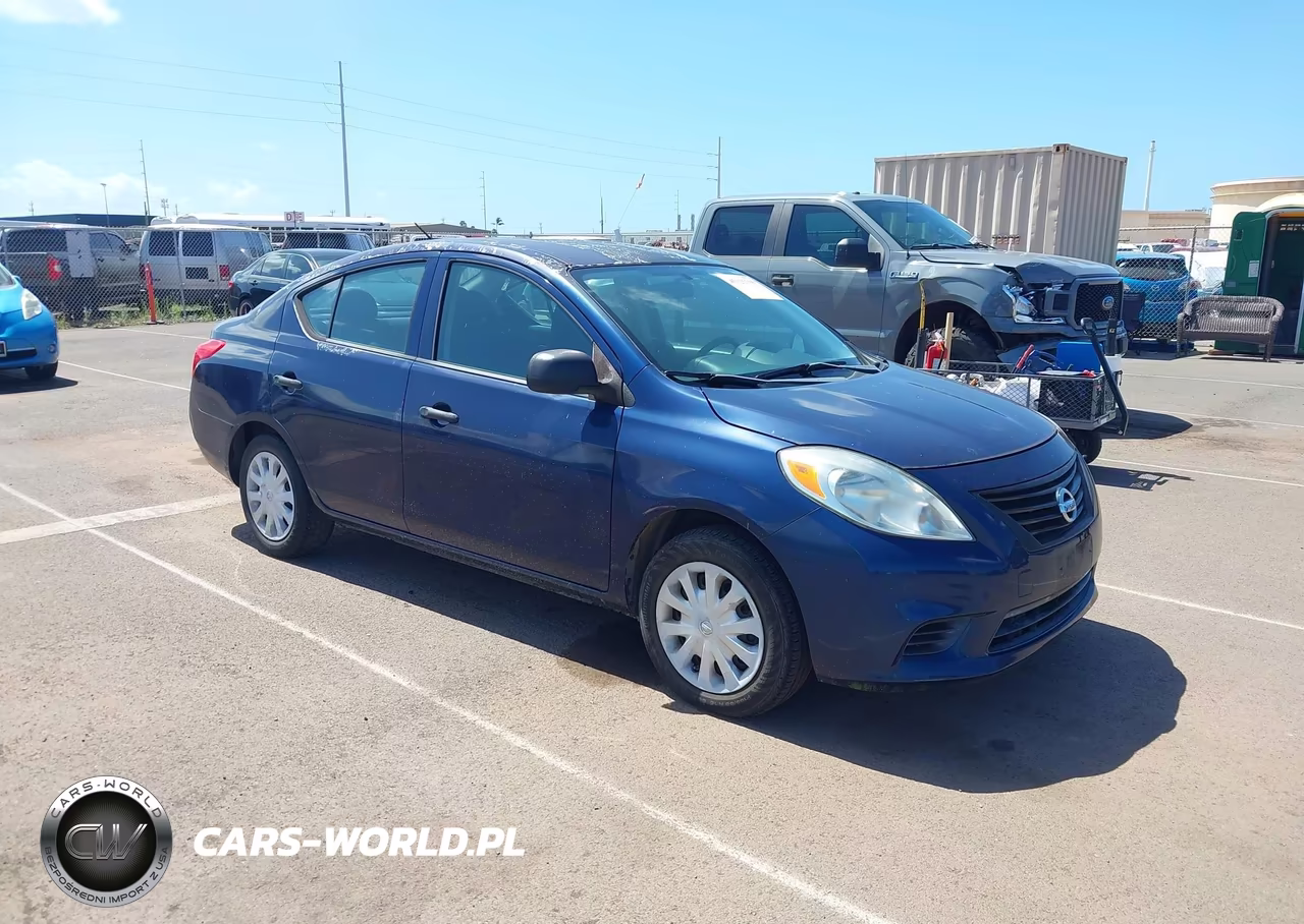 2013 Nissan Versa 1.6 S