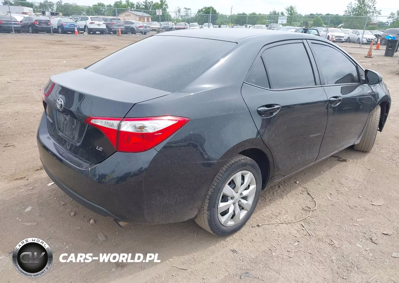 2015 Toyota Corolla Le VIN:2T1BURHE0FC339552 - 4
