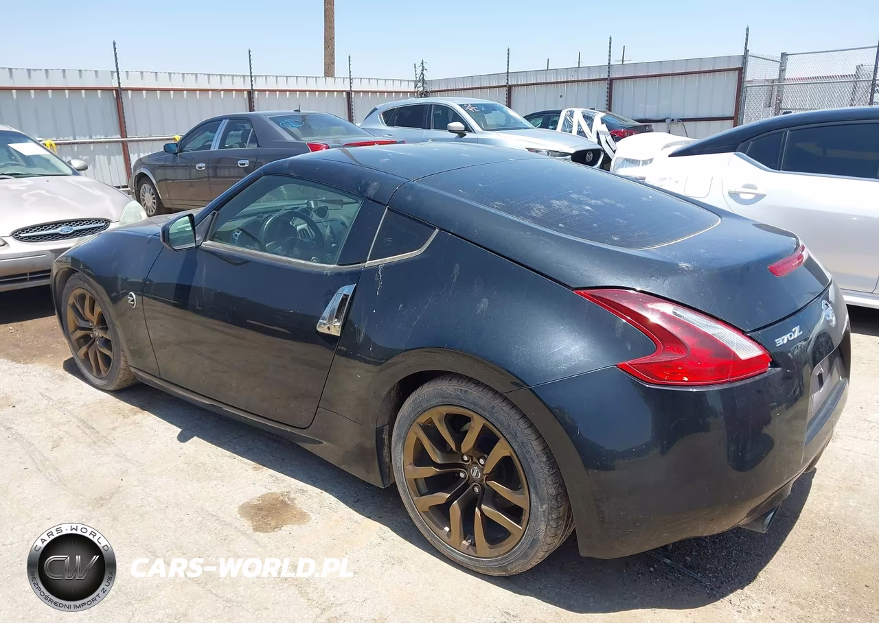 2018 Nissan 370Z VIN:JN1AZ4EH9JM572018 - 3