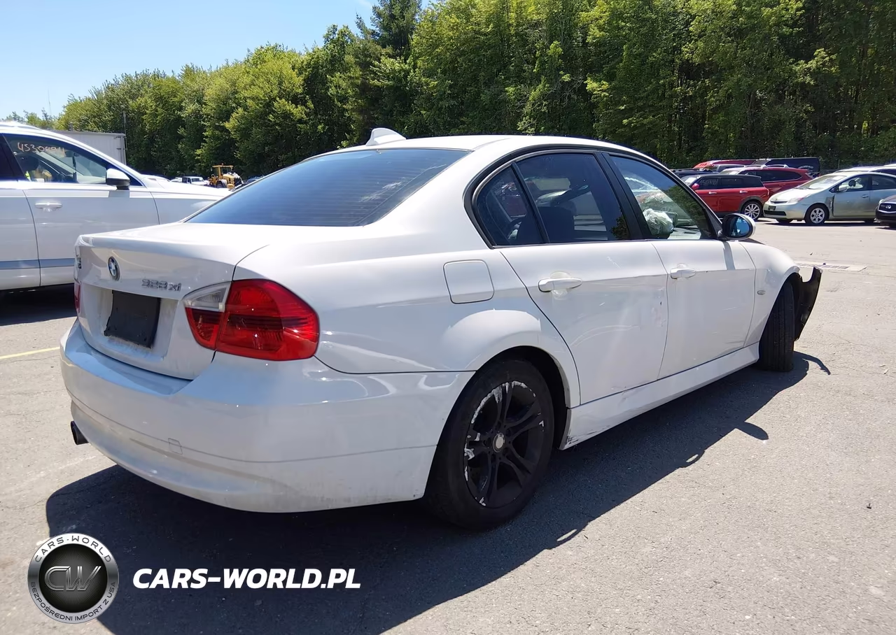 2008 BMW 328Xi VIN:WBAVC93548K056741 - 4