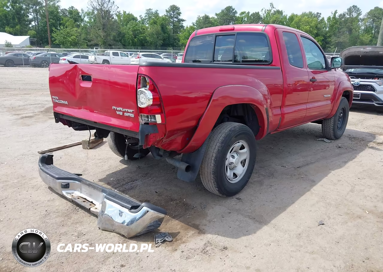 2011 Toyota Tacoma Prerunner V6 VIN:5TFTU4GN9BX010997 - 4