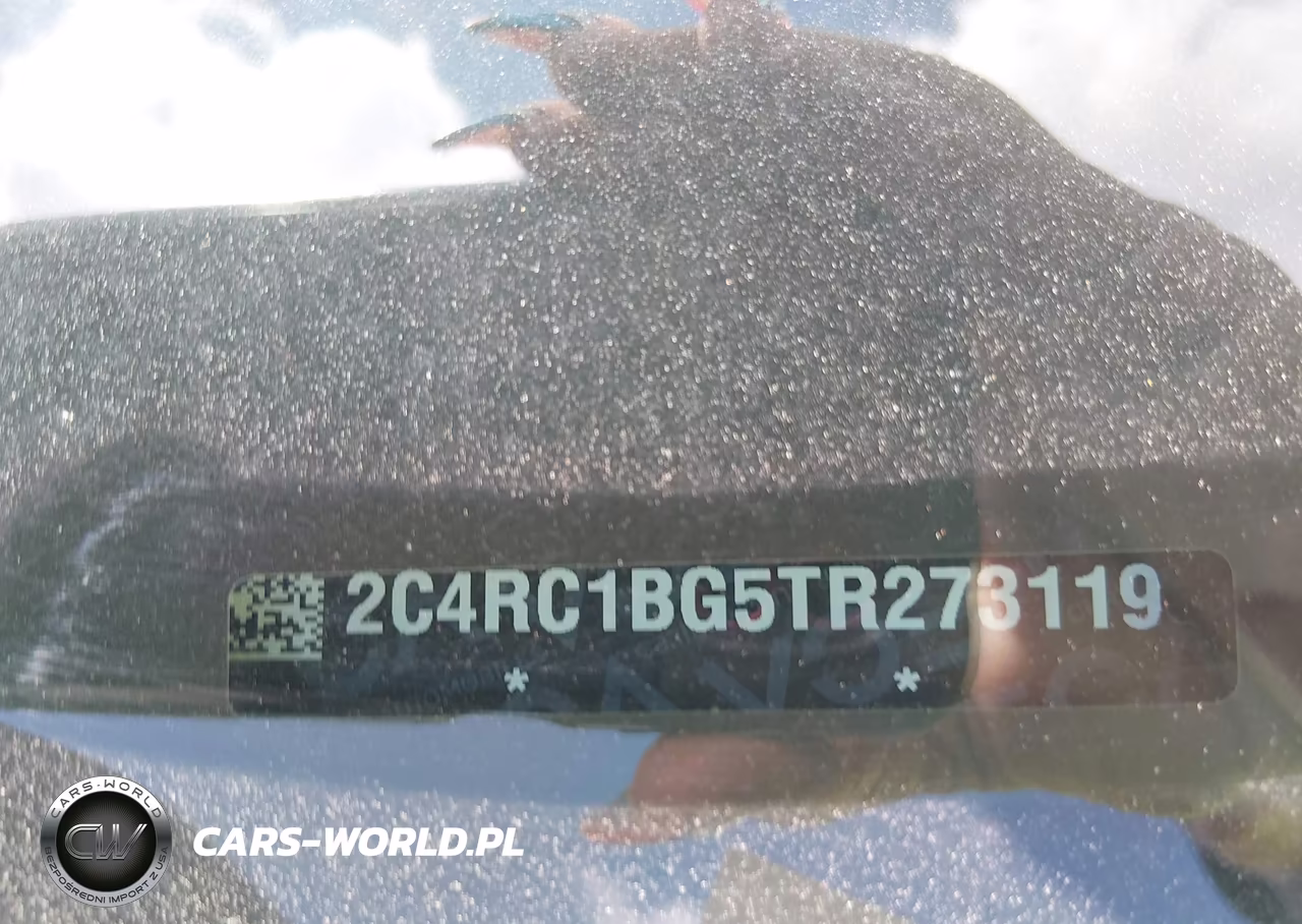 2026 Chrysler Pacifica Select VIN:2C4RC1BG5TR273119 - 9