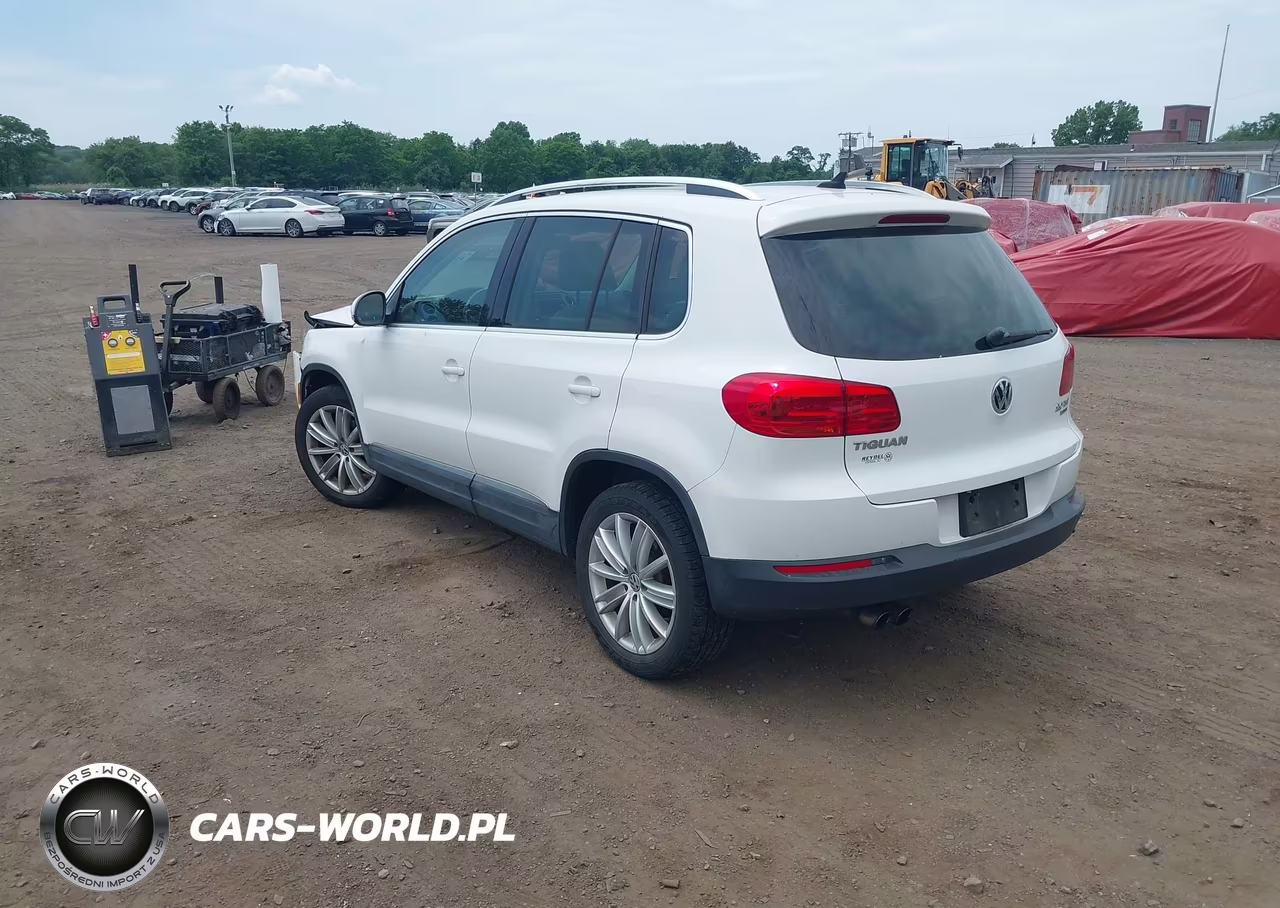 2012 Volkswagen Tiguan Se VIN:WVGBV7AX0CW596139 - 3