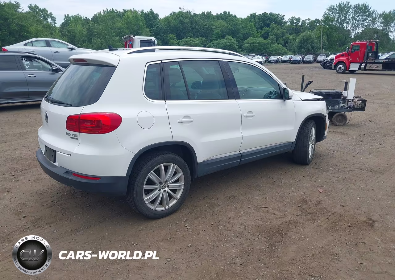 2012 Volkswagen Tiguan Se VIN:WVGBV7AX0CW596139 - 4