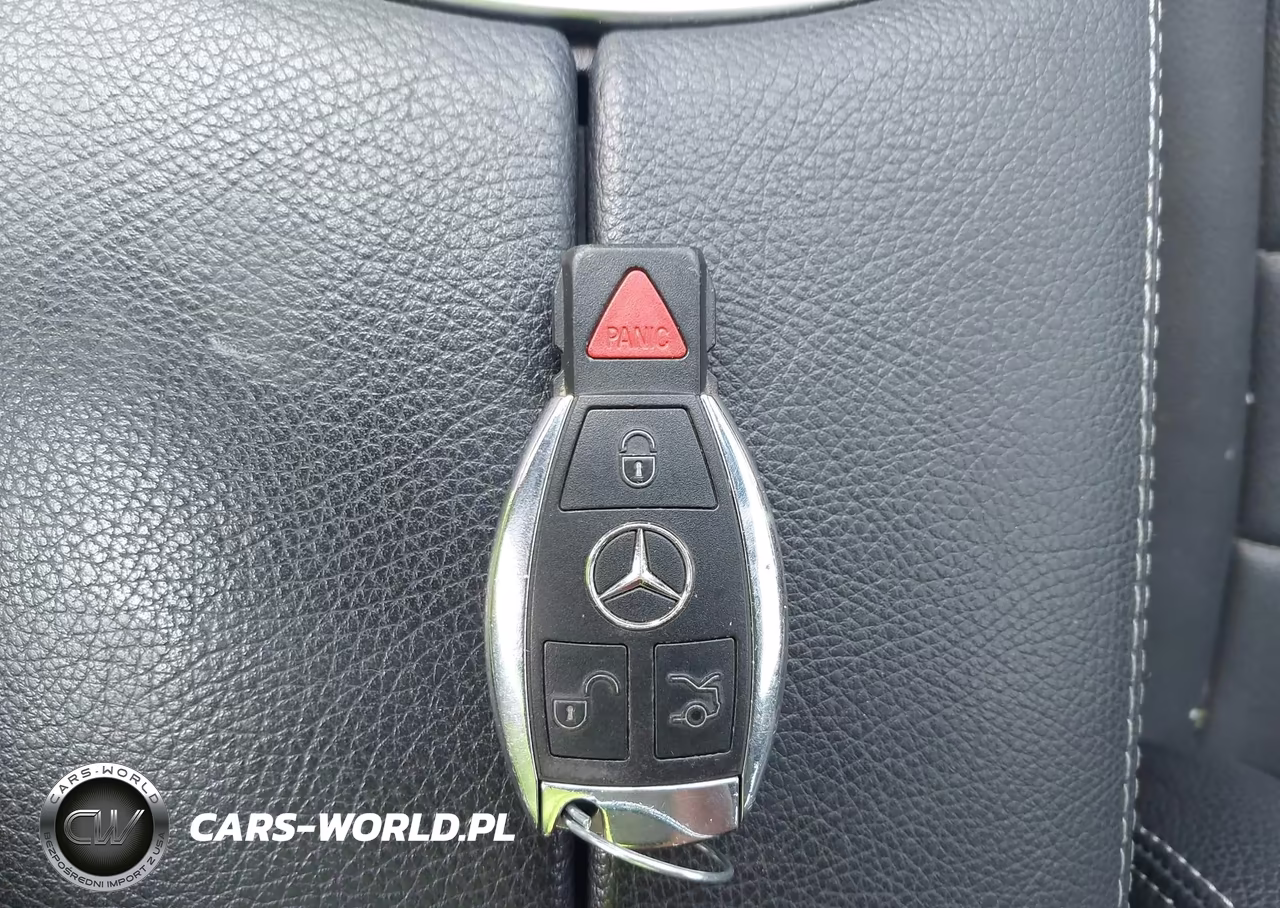 2016 Mercedes-Benz C 300 Sport 4Matic VIN:55SWF4KB2GU137899 - 11