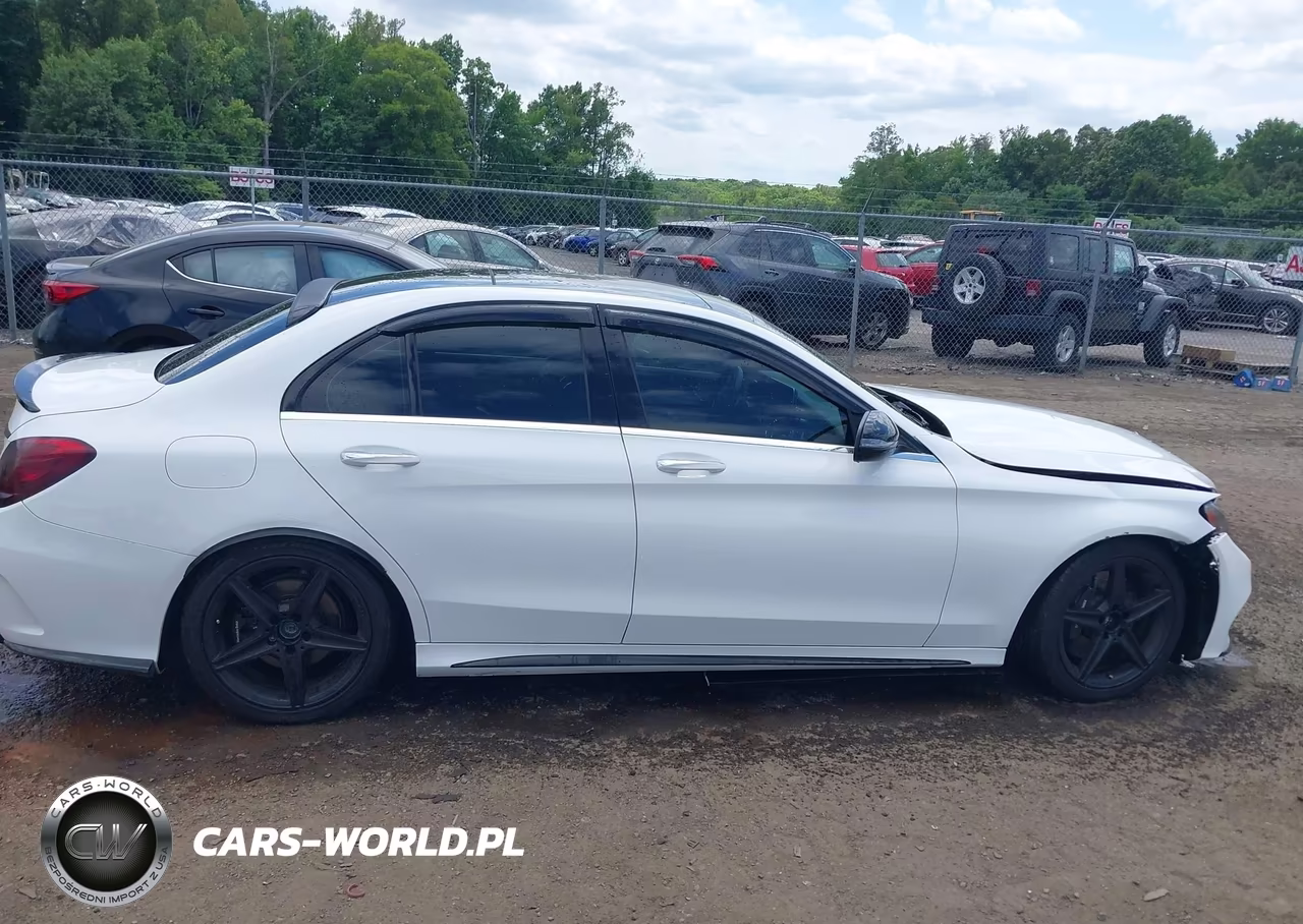 2016 Mercedes-Benz C 300 Sport 4Matic VIN:55SWF4KB2GU137899 - 14