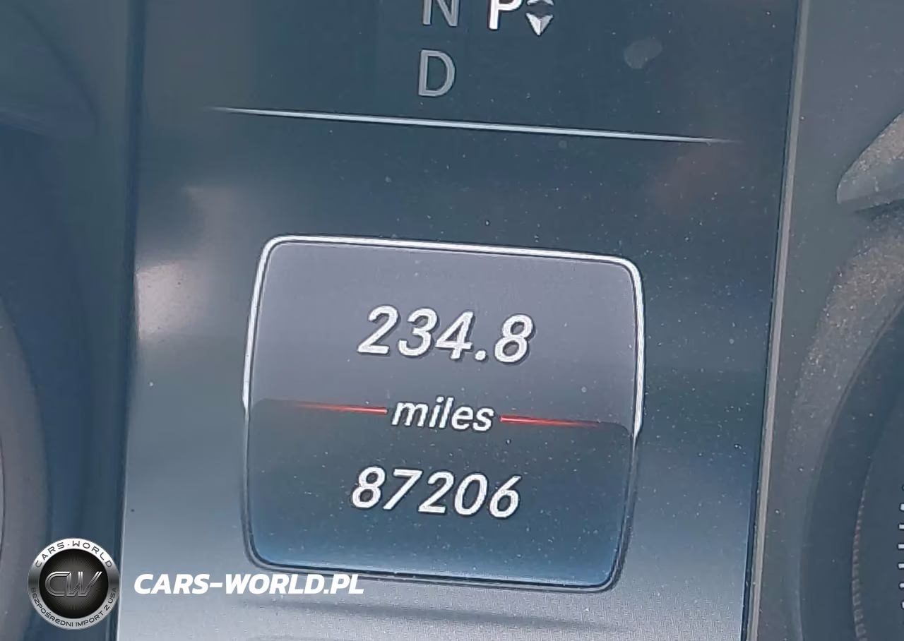 2016 Mercedes-Benz C 300 Sport 4Matic VIN:55SWF4KB2GU137899 - 16