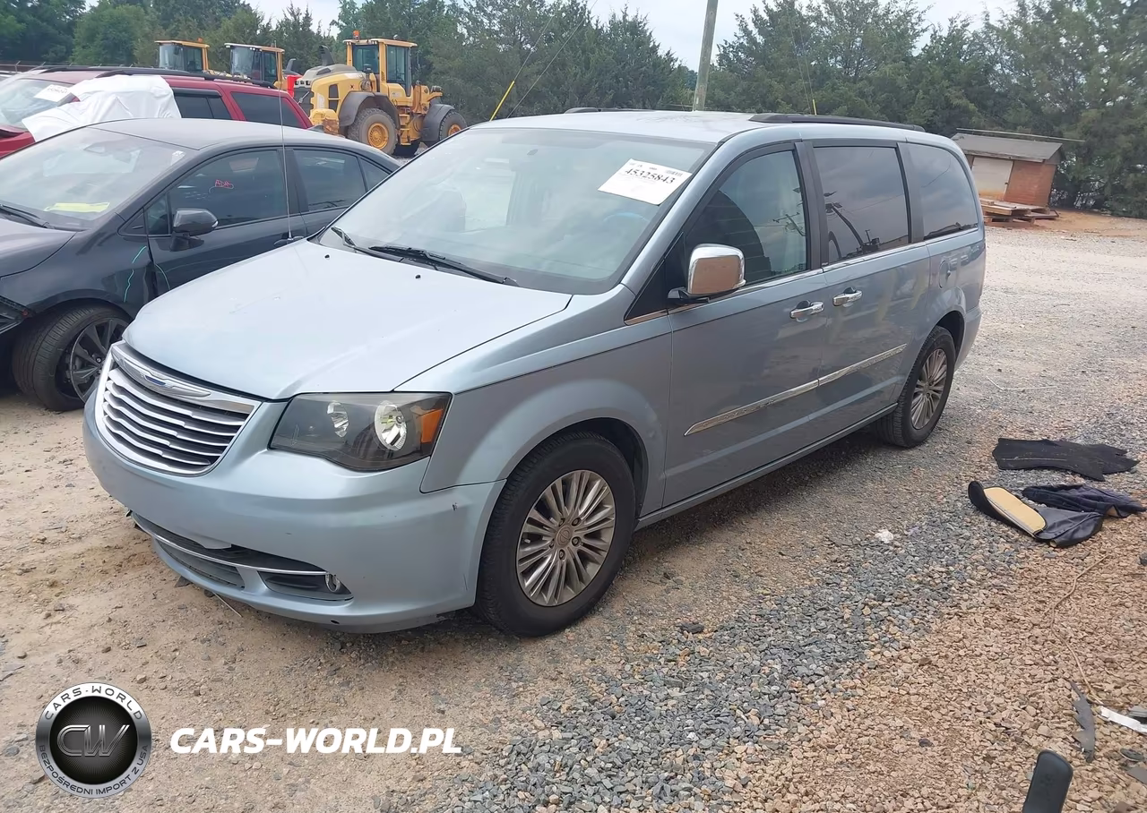 2013 Chrysler Town & Country Touring-L VIN:2C4RC1CG2DR588766 - 2