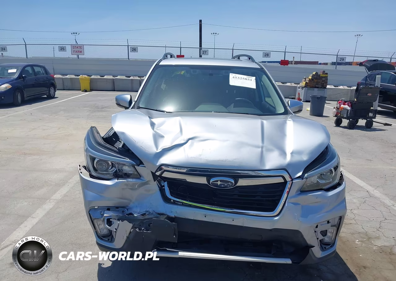2019 Subaru Forester Touring VIN:JF2SKAWC3KH517289 - 12