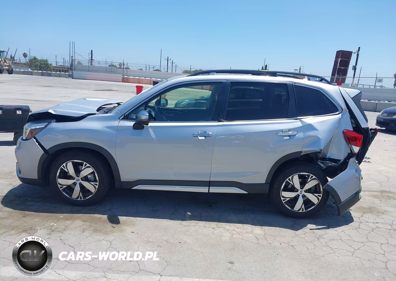 2019 Subaru Forester Touring VIN:JF2SKAWC3KH517289 - 14