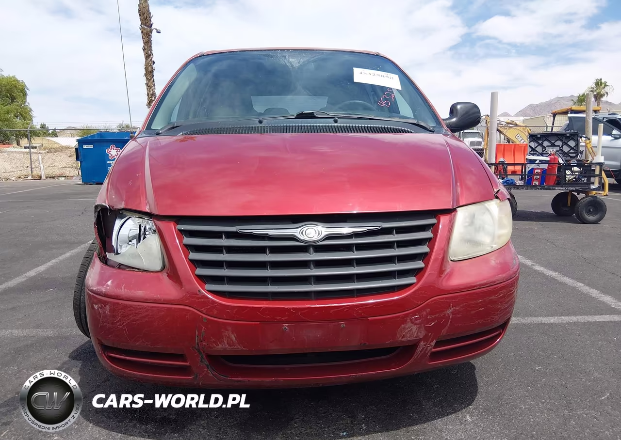 2005 Chrysler Town & Country VIN:1C4GP45R35B282560 - 13