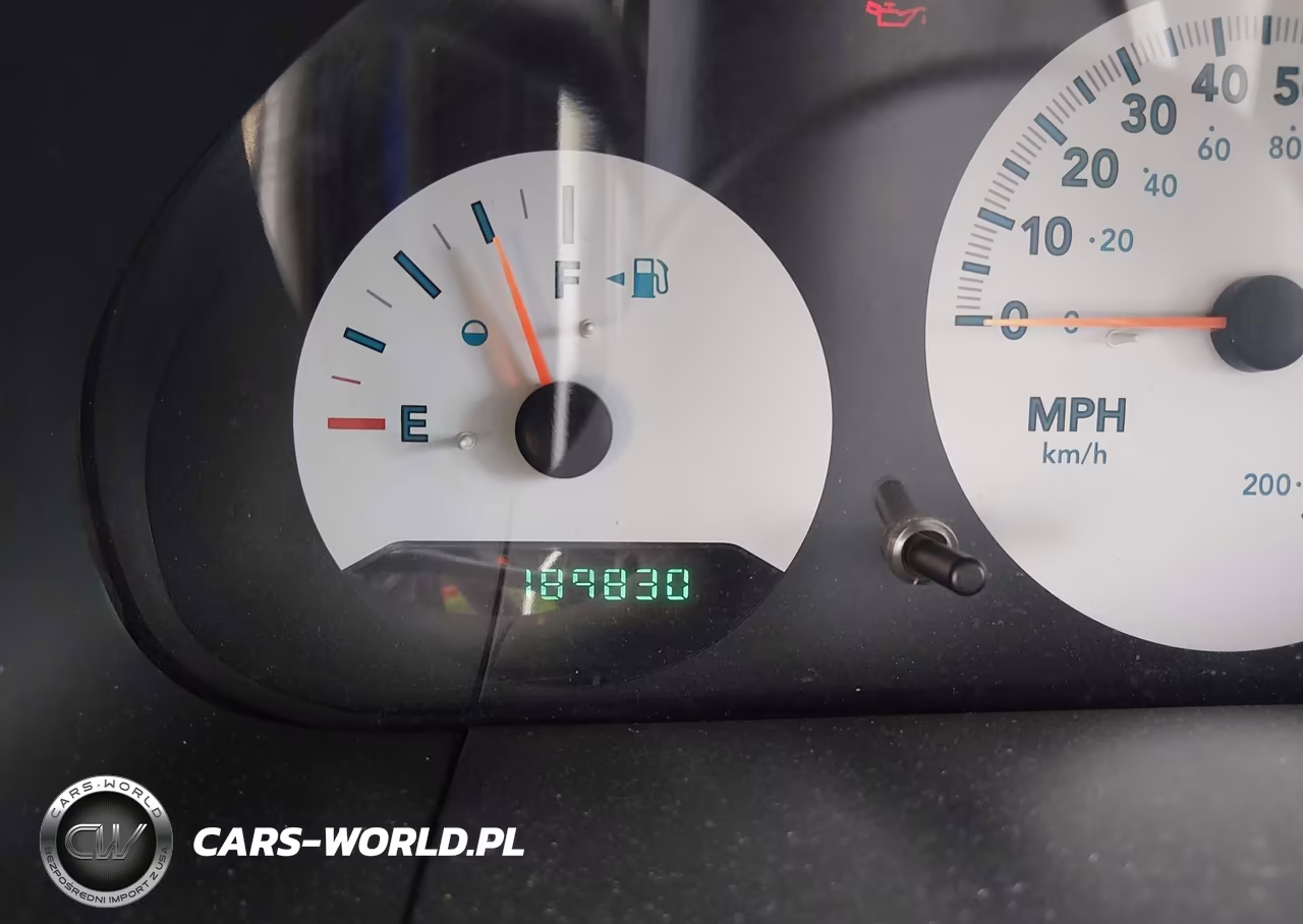 2005 Chrysler Town & Country VIN:1C4GP45R35B282560 - 16