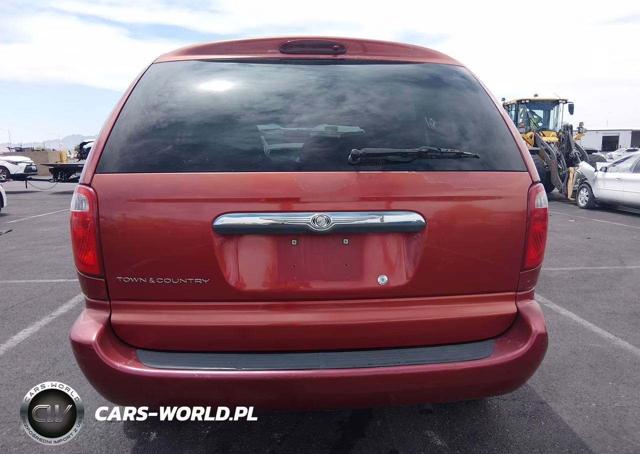 2005 Chrysler Town & Country VIN:1C4GP45R35B282560 - 17