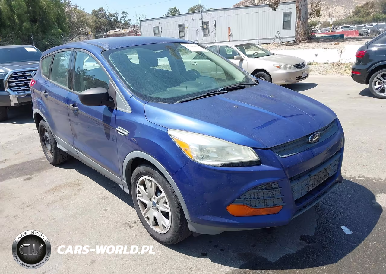 2014 Ford Escape S – zdjęcie 1 z 11
