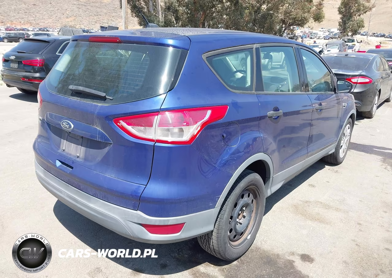 2014 Ford Escape S VIN:1FMCU0F7XEUE00777 - 4