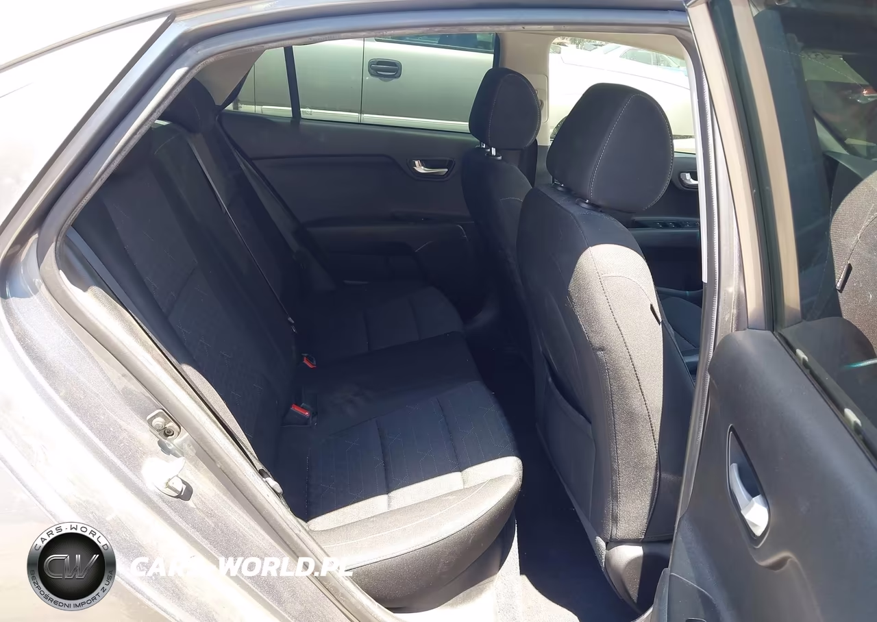 2019 Kia Rio S VIN:3KPA24ABXKE211805 - 8