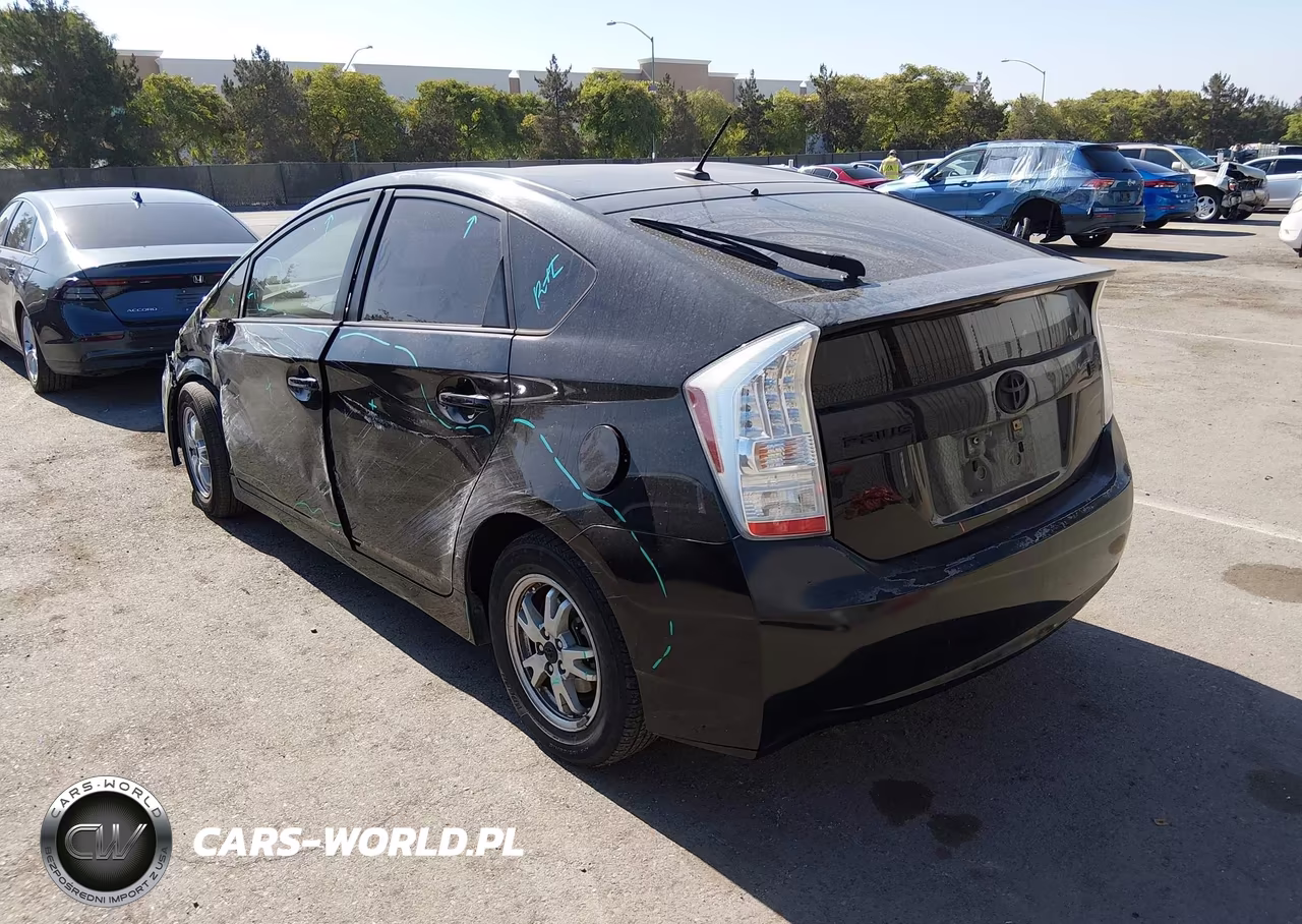 2011 Toyota Prius Three VIN:JTDKN3DU6B1407021 - 3