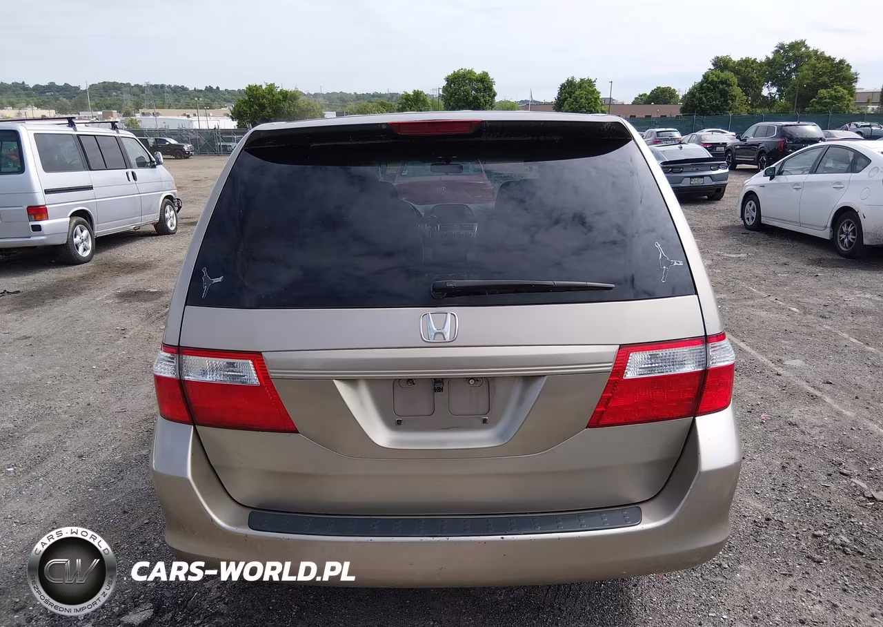 2006 Honda Odyssey Lx VIN:5FNRL38286B122458 - 16