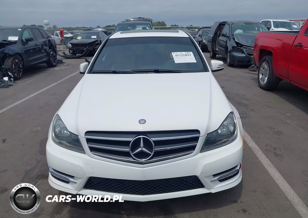 2014 Mercedes-Benz C 250 Sport VIN:WDDGF4HB7EG226812 - 12