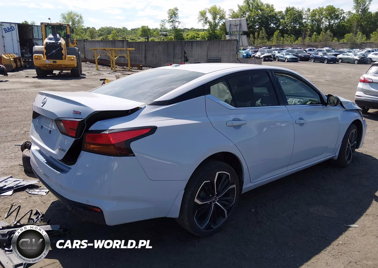 2023 Nissan Altima Sr Intelligent Awd VIN:1N4BL4CW1PN415869 - 4