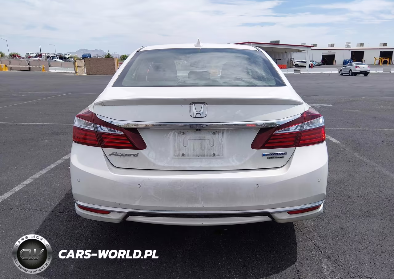 2017 Honda Accord Hybrid Touring VIN:JHMCR6F76HC008493 - 17