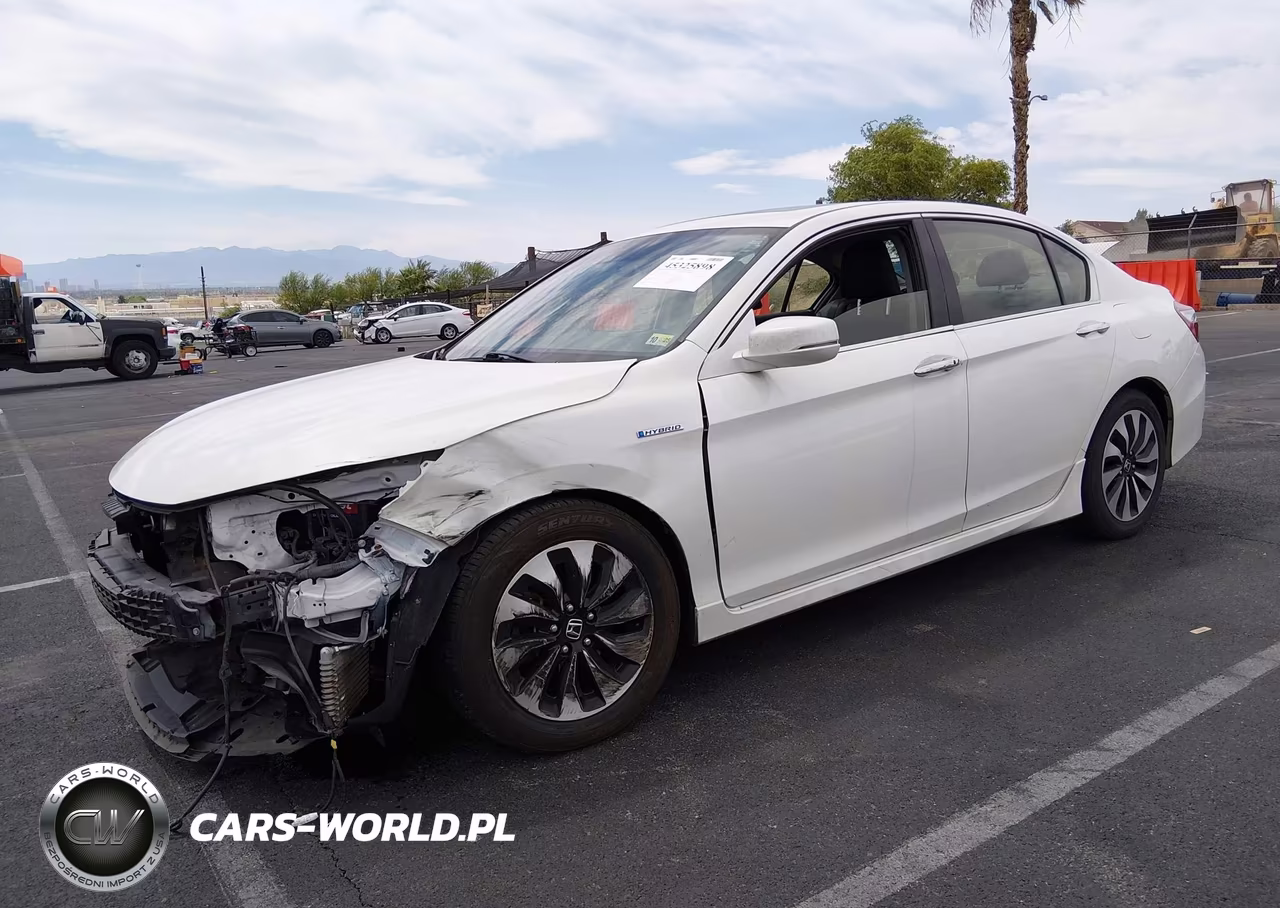 2017 Honda Accord Hybrid Touring VIN:JHMCR6F76HC008493 - 2