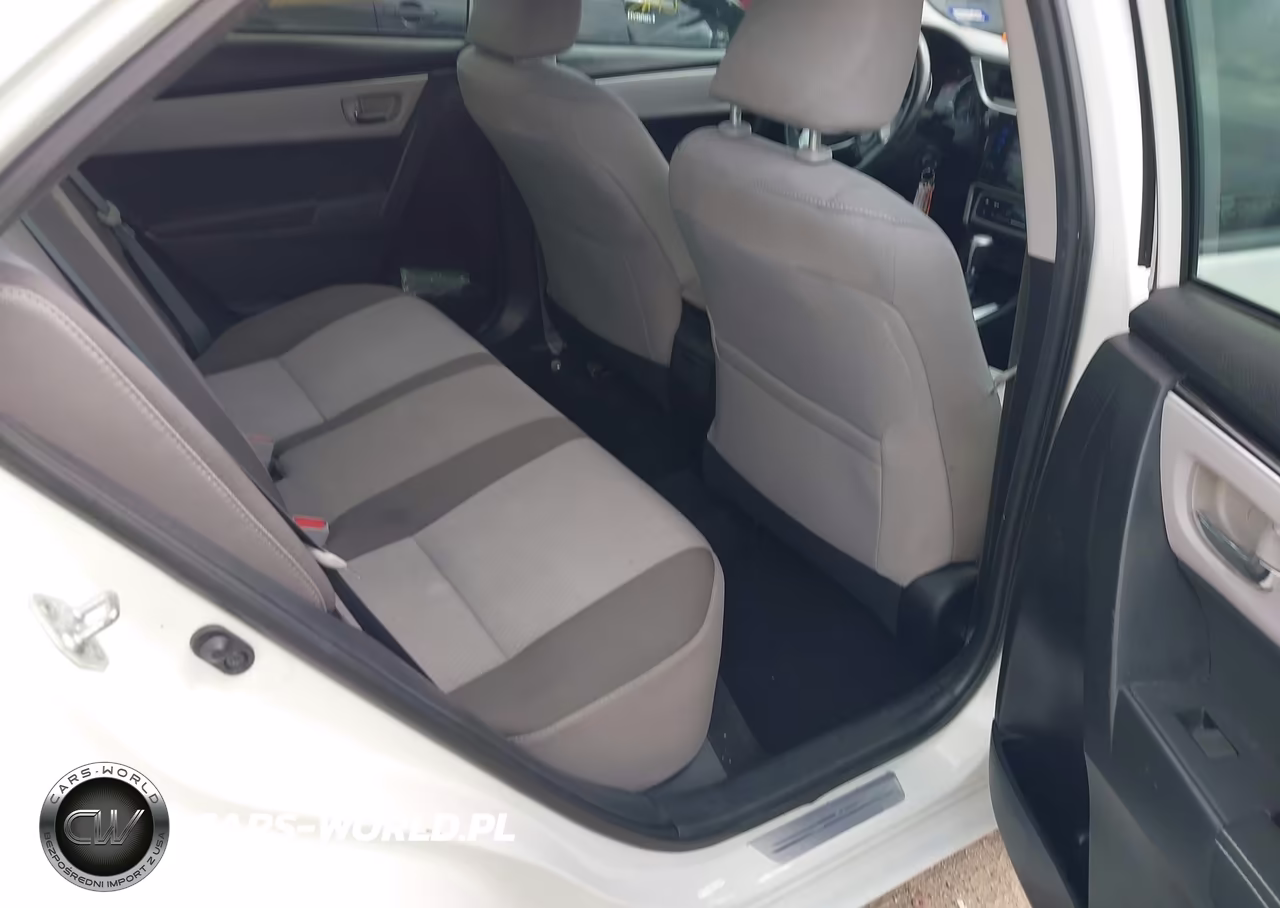 2017 Toyota Corolla Le VIN:5YFBURHE8HP702215 - 8