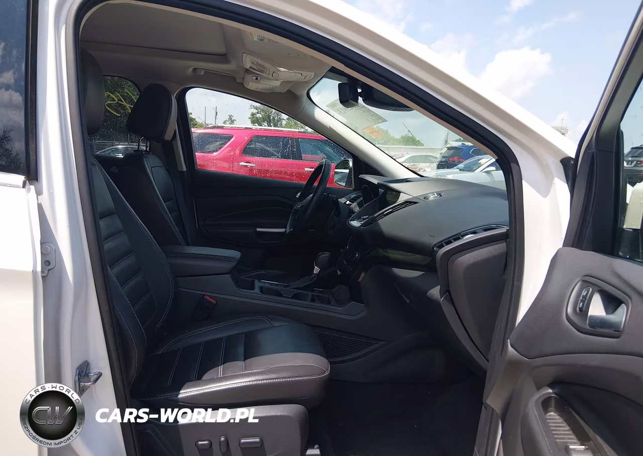 2017 Ford Escape Titanium VIN:1FMCU0JD3HUB41356 - 5