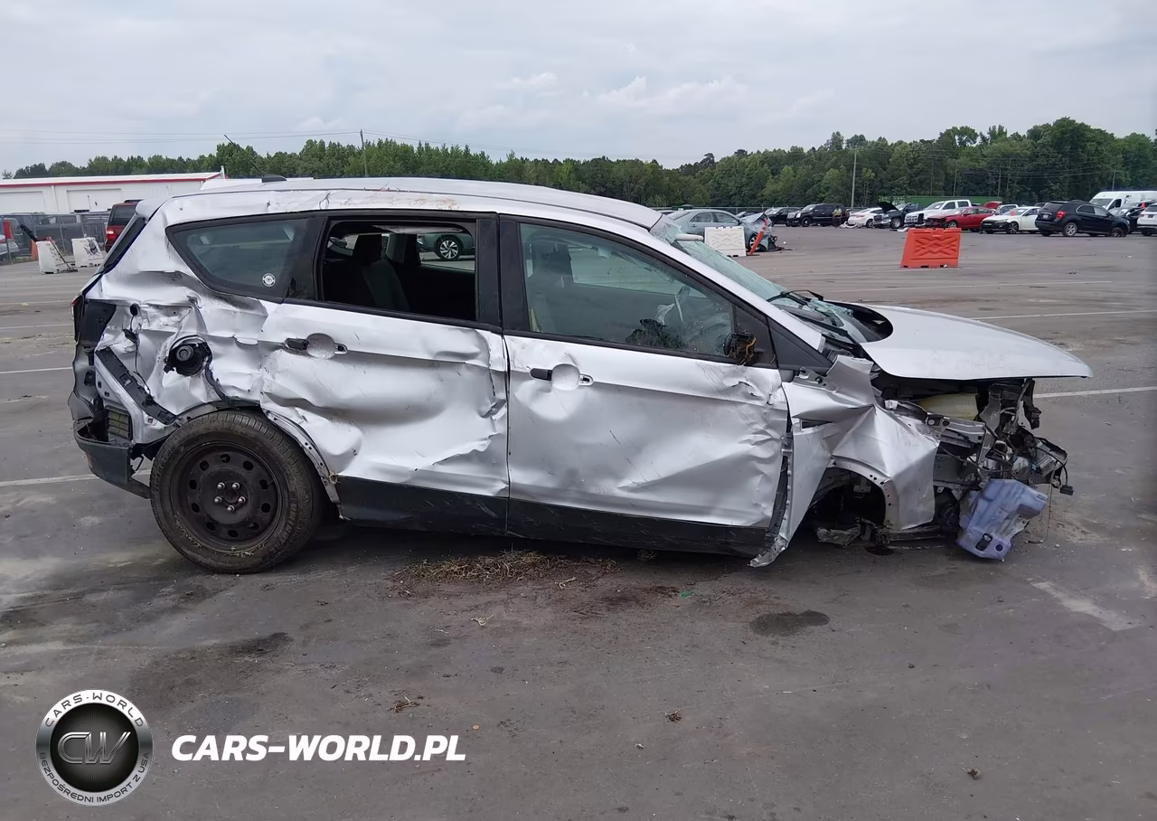 2019 Ford Escape S VIN:1FMCU0F77KUA58622 - 14