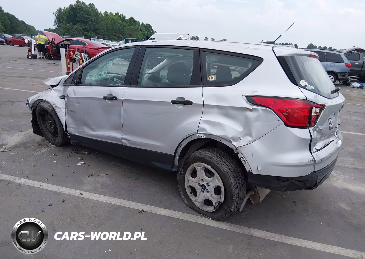 2019 Ford Escape S VIN:1FMCU0F77KUA58622 - 3