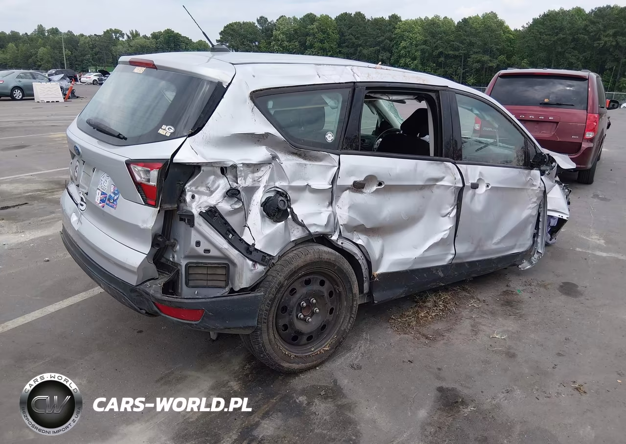 2019 Ford Escape S VIN:1FMCU0F77KUA58622 - 4