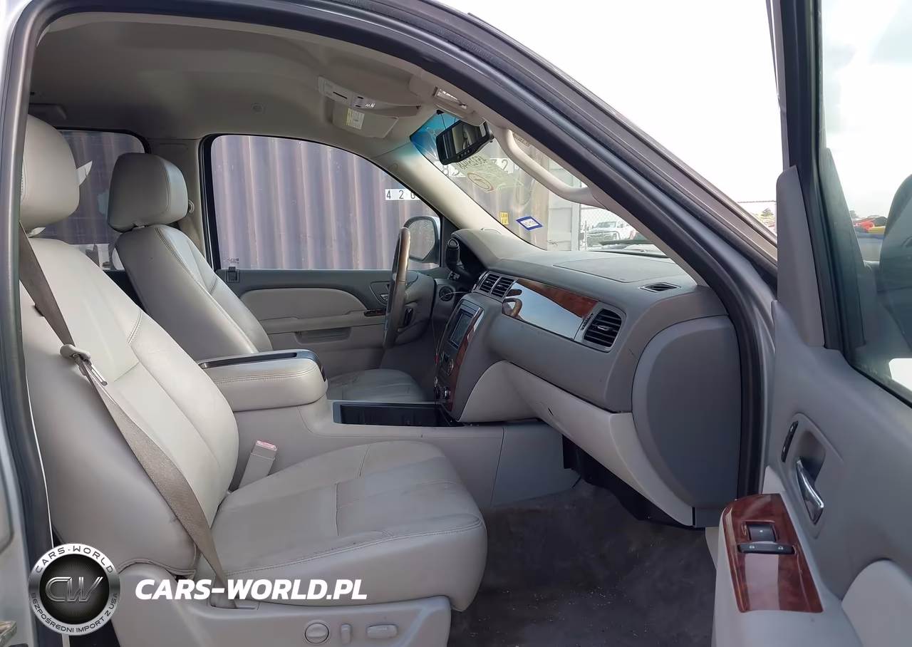 2012 Chevrolet Suburban 1500 Lt VIN:1GNSCJE00CR276765 - 5