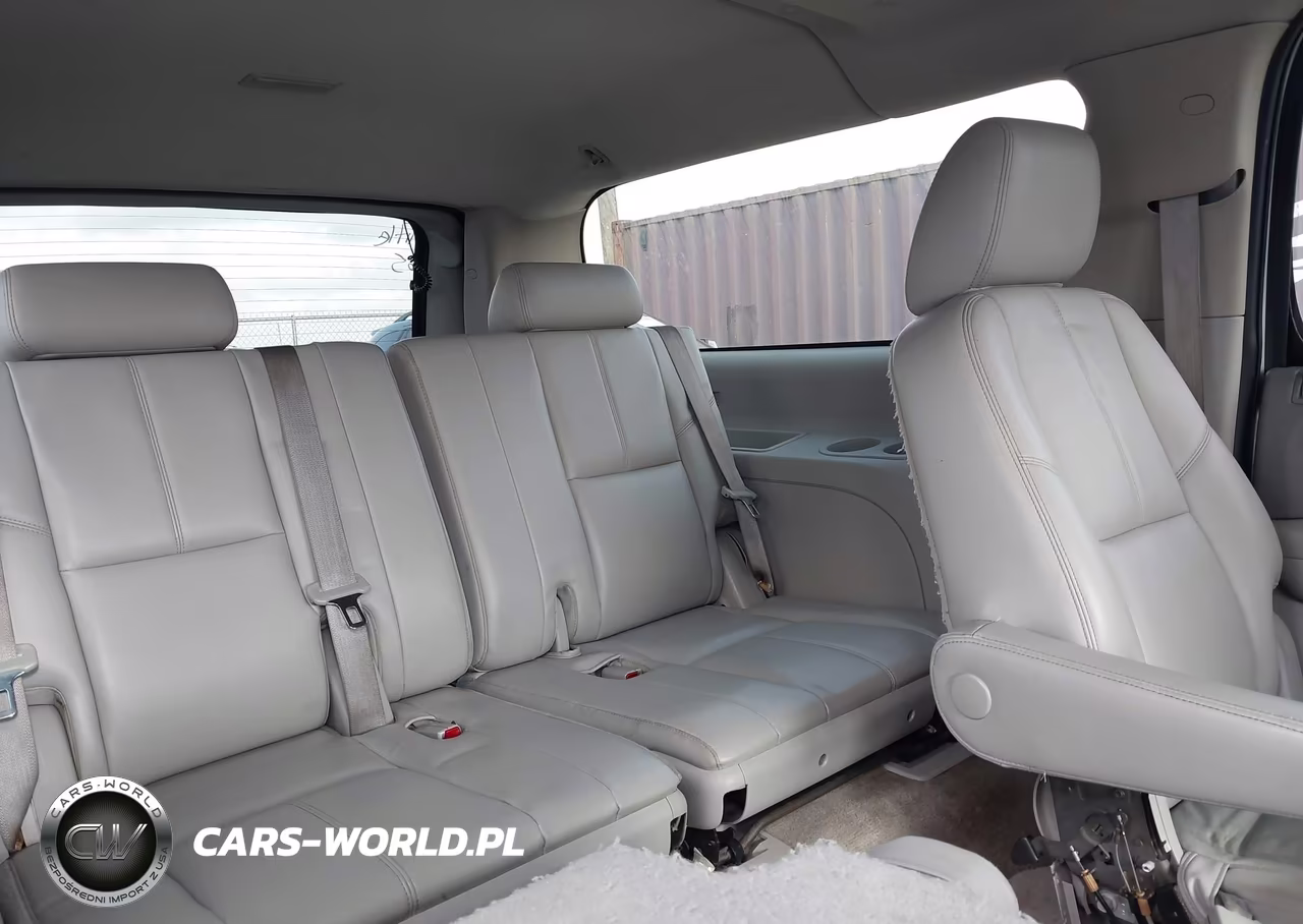 2012 Chevrolet Suburban 1500 Lt VIN:1GNSCJE00CR276765 - 8
