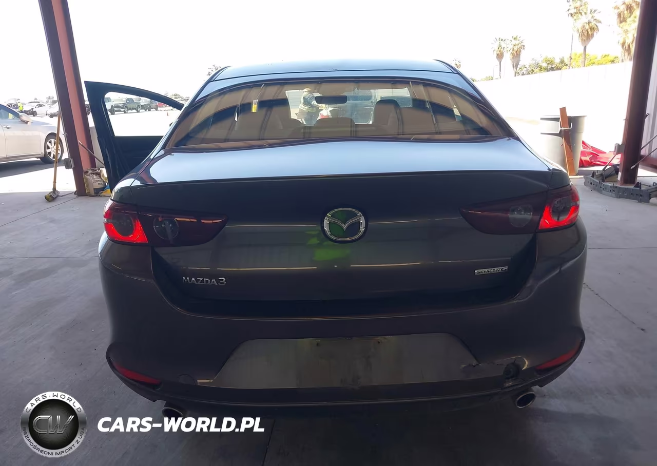 2020 Mazda Mazda3 Select Package VIN:JM1BPACLXL1170493 - 17