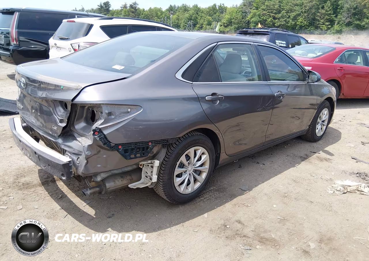 2016 Toyota Camry Le VIN:4T4BF1FKXGR523228 - 4