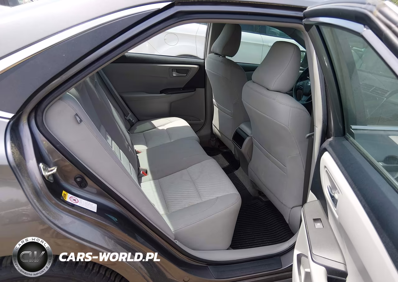 2016 Toyota Camry Le VIN:4T4BF1FKXGR523228 - 8
