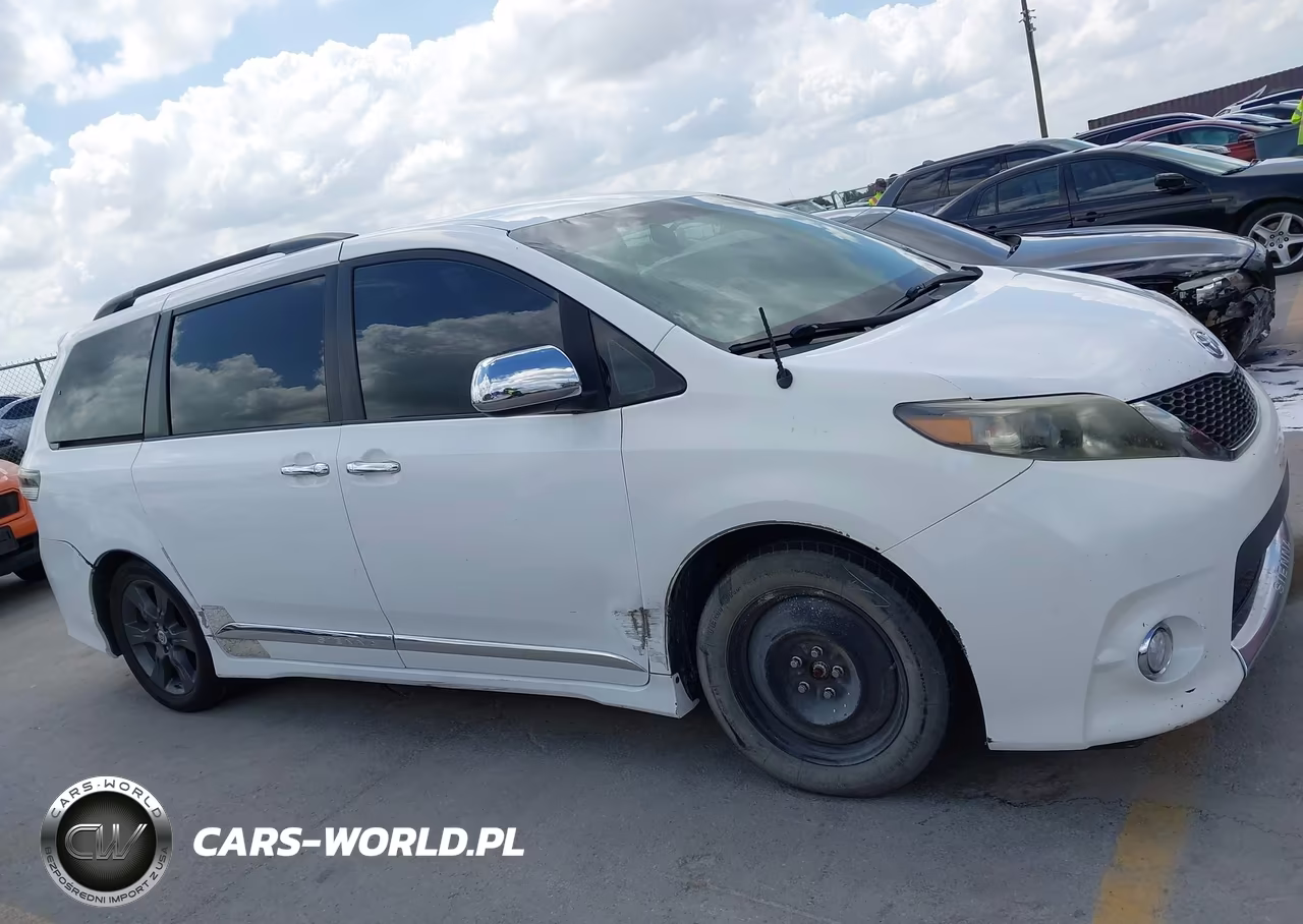 2011 Toyota Sienna Se VIN:5TDXK3DC5BS063318 - 14