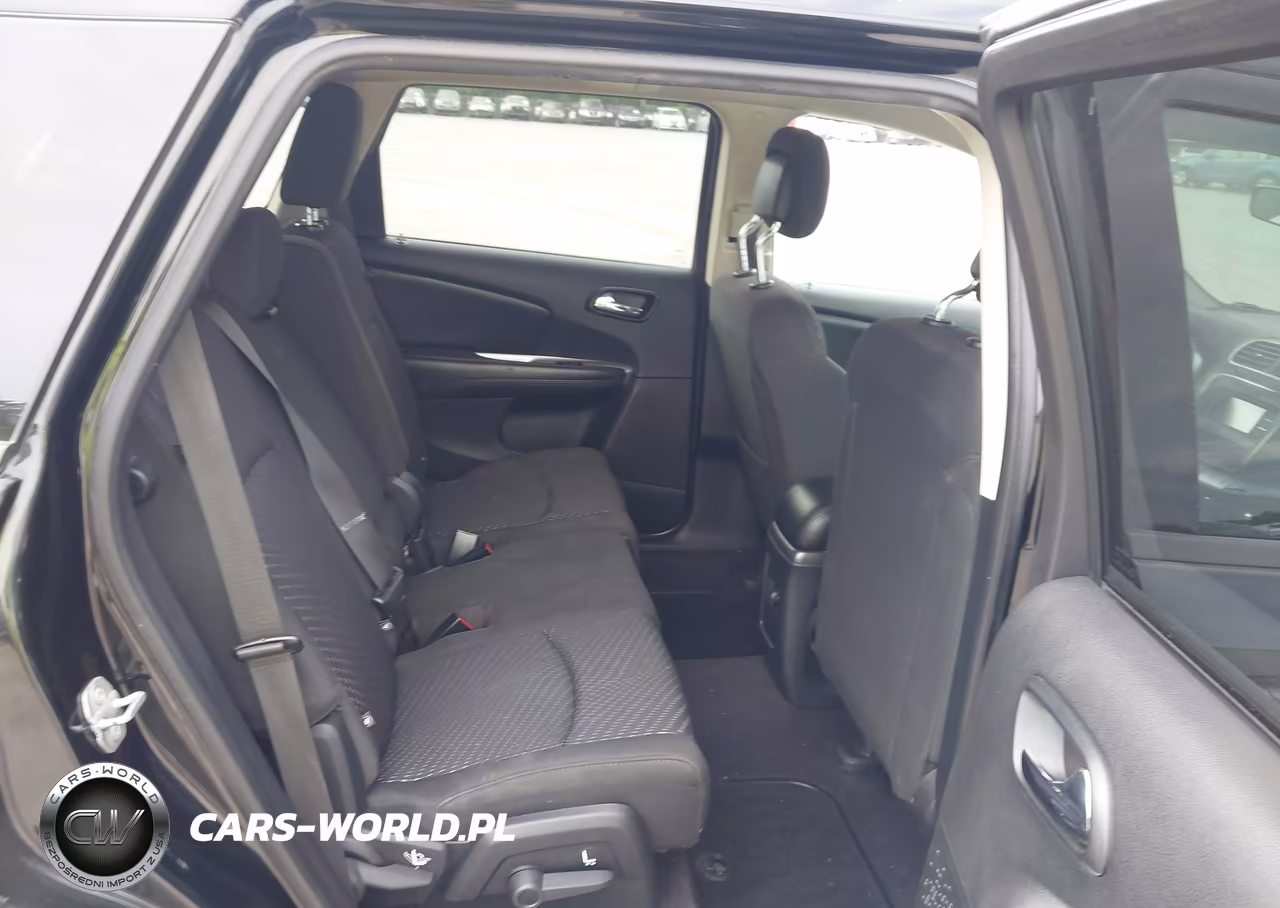 2018 Dodge Journey Se Awd VIN:3C4PDDAGXJT390549 - 8