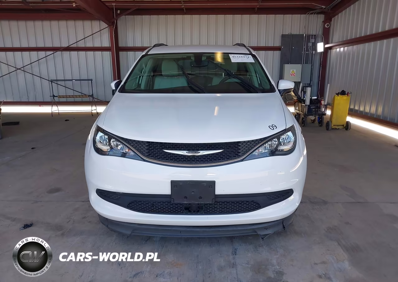 2021 Chrysler Voyager Lxi VIN:2C4RC1DG7MR564932 - 12