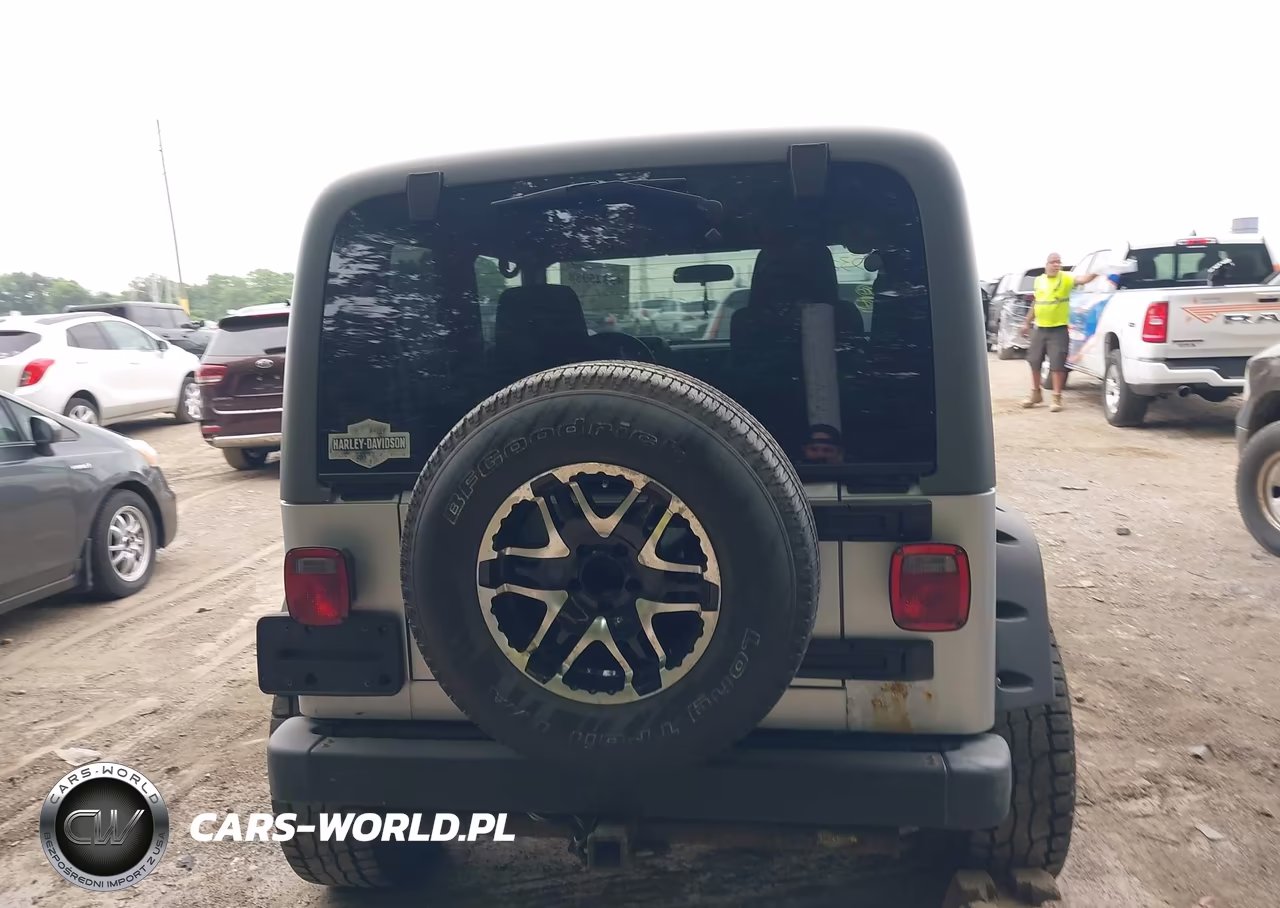 2005 Jeep Wrangler Rubicon VIN:1J4FA69S45P318002 - 16